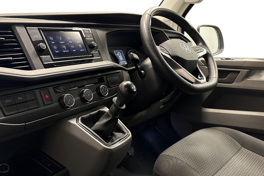 Used Volkswagen Transporter 2024 for sale - 76436065: Photo 4