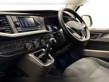 Used Volkswagen Transporter 2024 for sale - 76436065: Photo