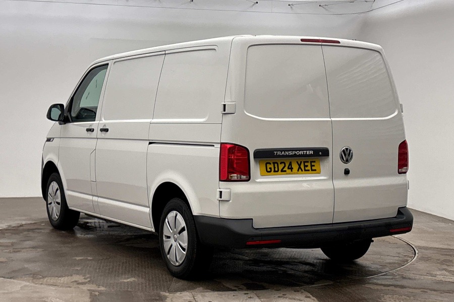 Used Volkswagen Transporter 2024 for sale - 76436058: Photo 2