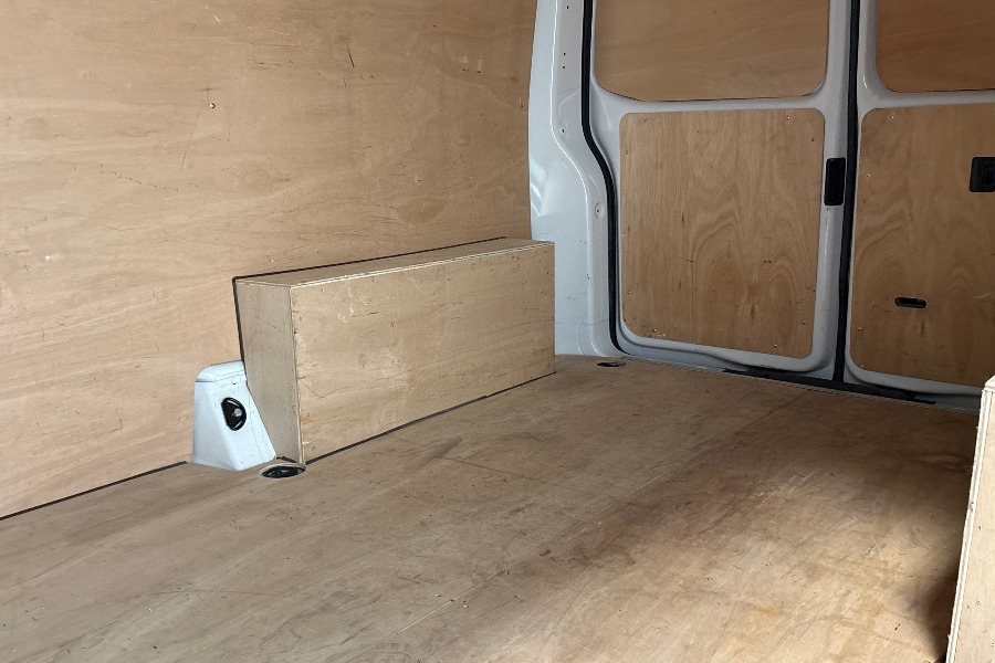 Used Volkswagen Transporter 2024 for sale - 76436058: Photo 8