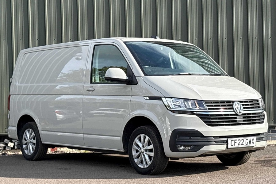 Used Volkswagen Transporter 2022 for sale - 76329050: Photo 1