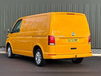 Used Volkswagen Transporter 2022 for sale - 76784729: Photo