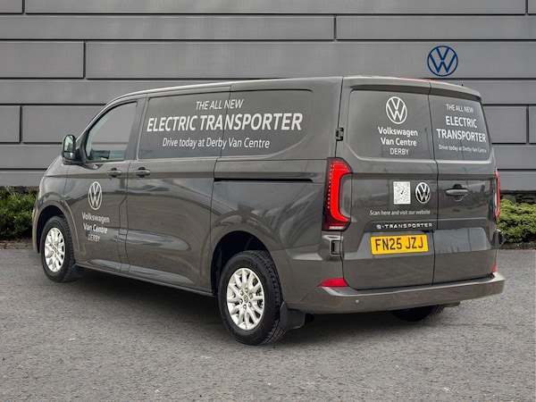 Used Volkswagen e-Transporter 2025 for sale - 76141401: Photo 2