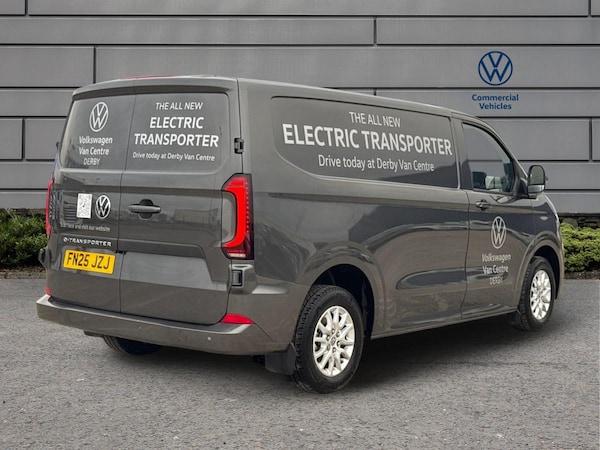 Used Volkswagen e-Transporter 2025 for sale - 76141401: Photo 4