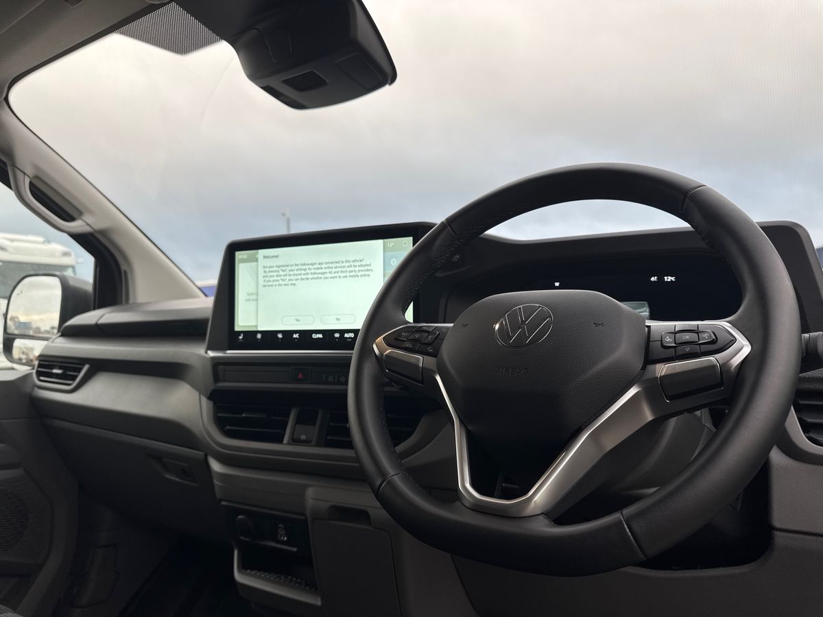 Used Volkswagen Transporter 2025 for sale - 76718602: Photo 6