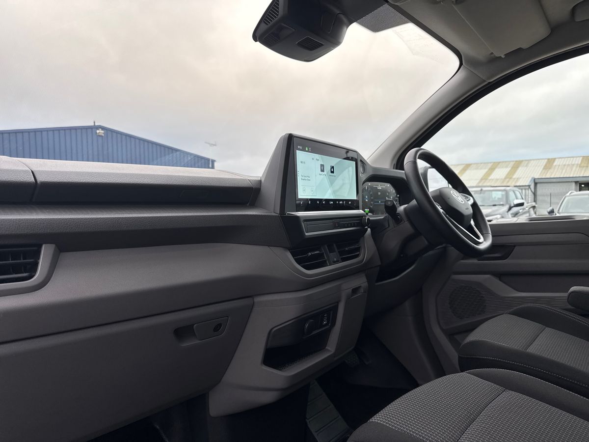 Used Volkswagen Transporter 2025 for sale - 76718602: Photo 9