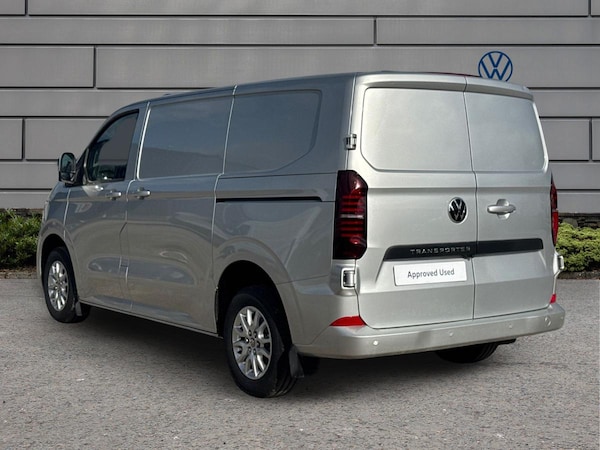 Used Volkswagen Transporter 2025 for sale - 76236547: Photo 2