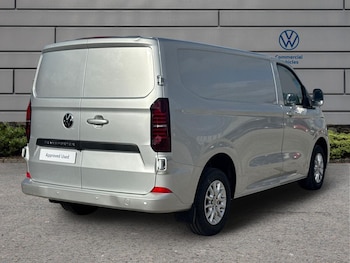 Used Volkswagen Transporter 2025 for sale - 76236547: Photo