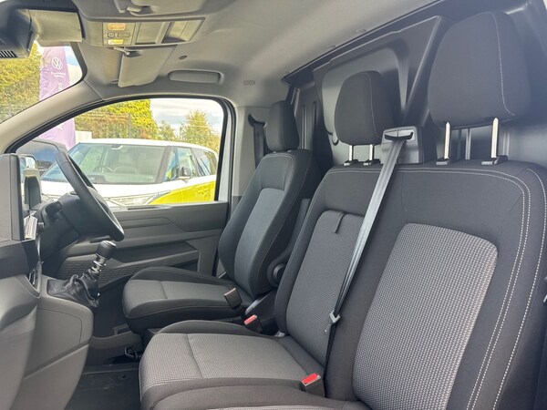 Used Volkswagen Transporter 2025 for sale - 76236547: Photo 9