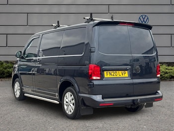 Used Volkswagen Transporter 2020 for sale - 76257195: Photo 2