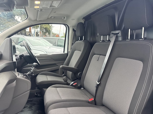 Used Volkswagen Transporter 2025 for sale - 76141412: Photo 9