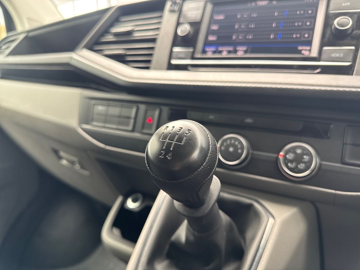 Used Volkswagen Transporter 2024 for sale - 76224553: Photo 26