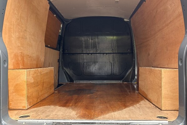 Used Volkswagen Transporter 2024 for sale - 76224553: Photo 7