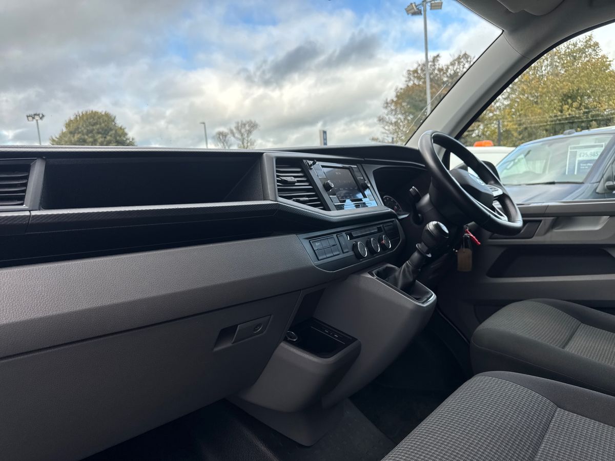 Used Volkswagen Transporter 2024 for sale - 76224553: Photo 8