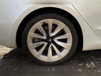 Used Tesla Model 3  for sale - 75498958: Photo