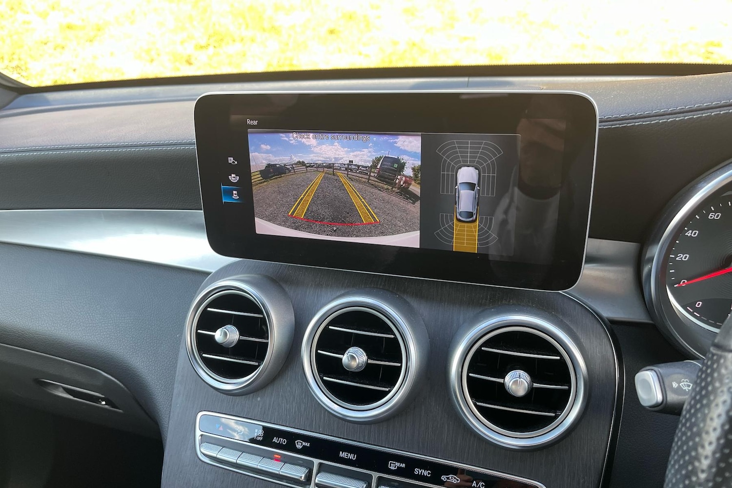 Used Mercedes-Benz GLC 2019 for sale - 75816472: Photo 15