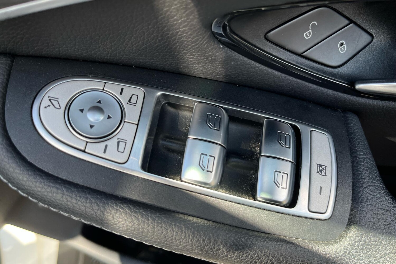 Used Mercedes-Benz GLC 2019 for sale - 75816472: Photo 21