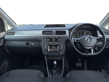 Used Volkswagen Caddy Maxi Life 2017 for sale - 79227289: Photo