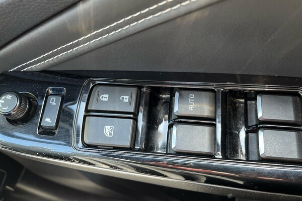Used Isuzu D-Max 2023 for sale - 74548322: Photo 21