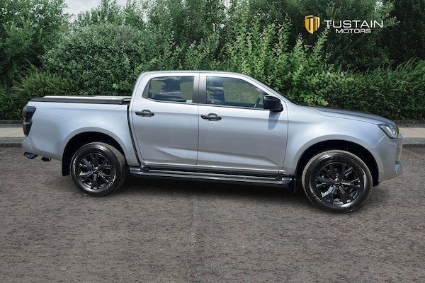 Used Isuzu D-Max 2023 for sale - 74548322: Photo 8