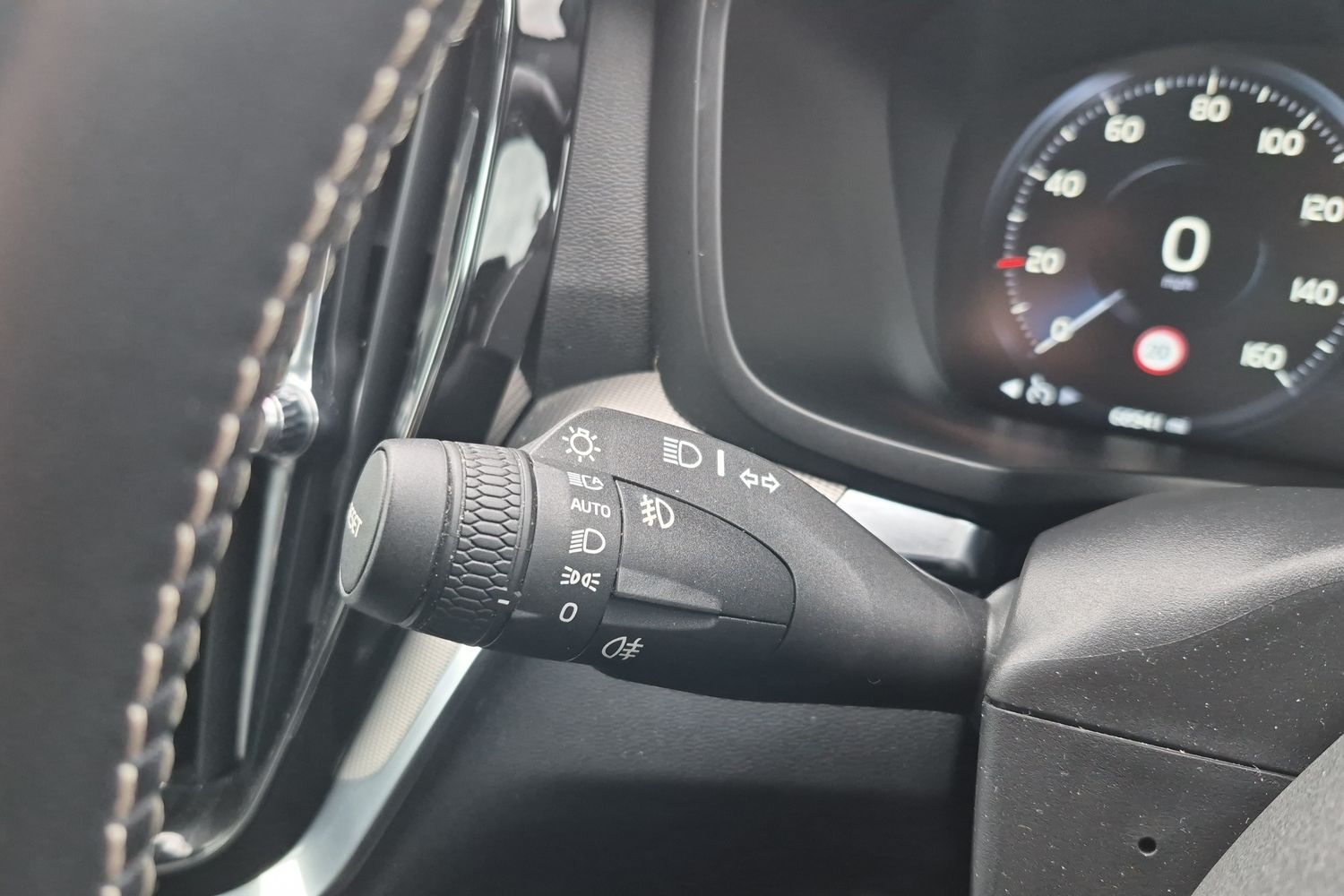 Used Volvo V60 2019 for sale - 77699096: Photo 20