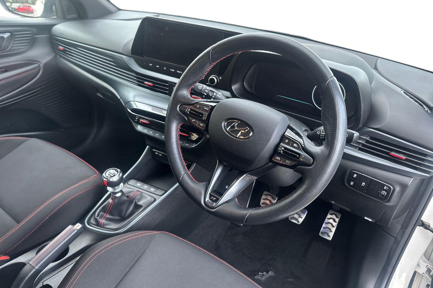 Used Hyundai i20 2023 for sale - 77270540: Photo 2