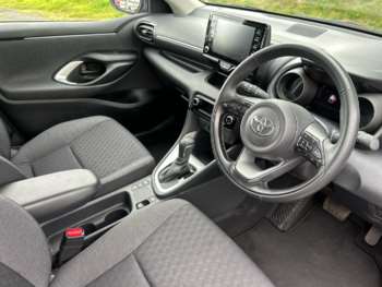 Used Toyota Yaris 2022 for sale - 75313401: Photo