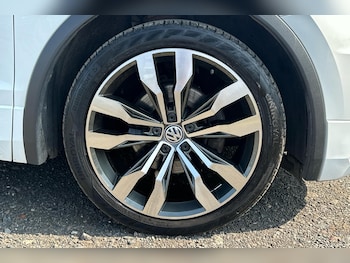 Used Volkswagen Tiguan 2018 for sale - 75566356: Photo
