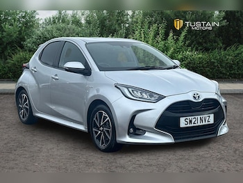 Used Toyota Yaris 2021 for sale - 77240020: Photo