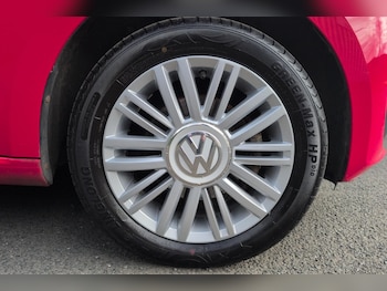 Used Volkswagen up! 2017 for sale - 75930568: Photo