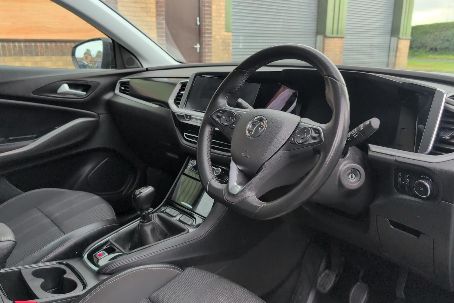 Used Vauxhall Grandland 2023 for sale - 75713398: Photo 2