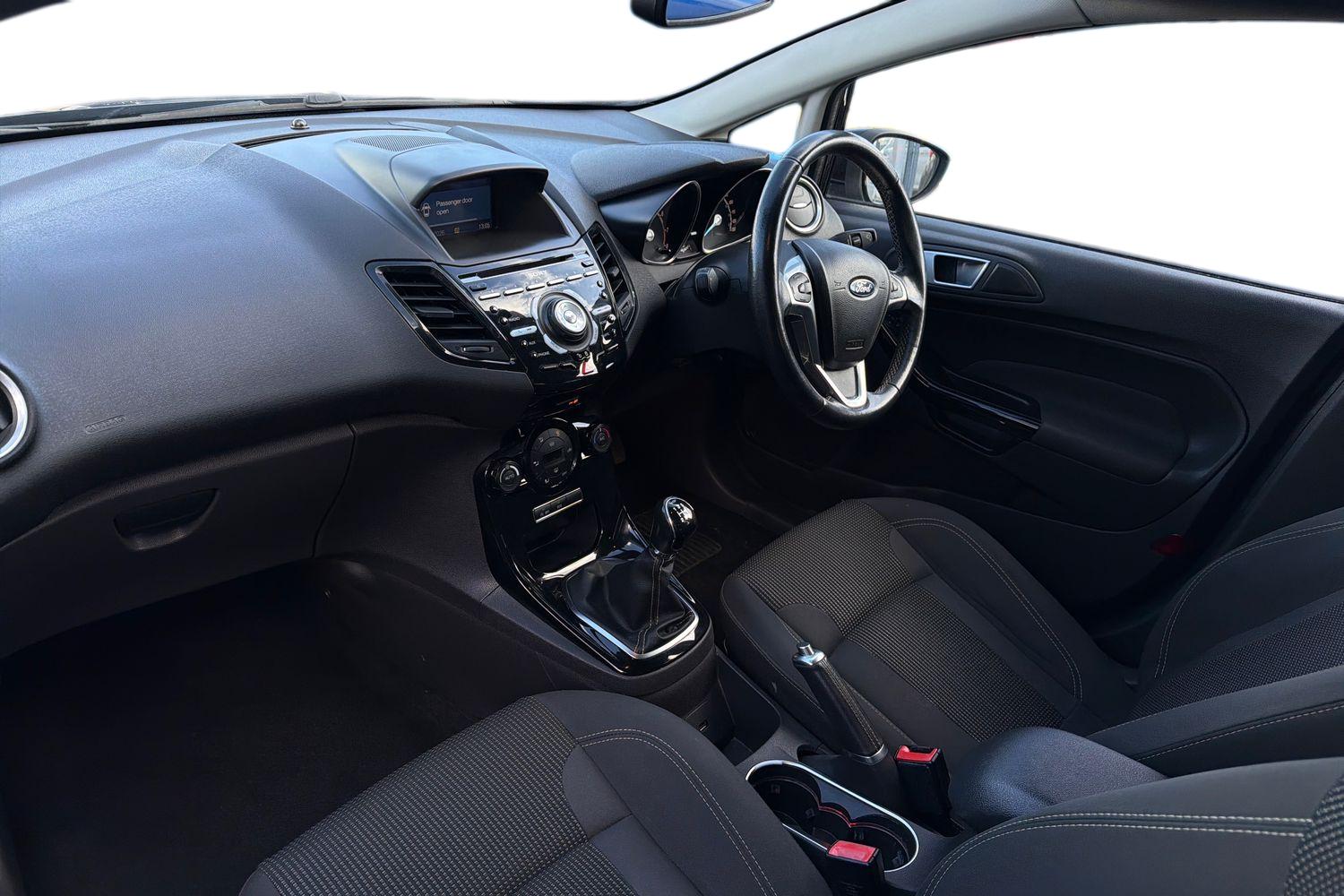 Used Ford Fiesta 2017 for sale - 77929122: Photo 5