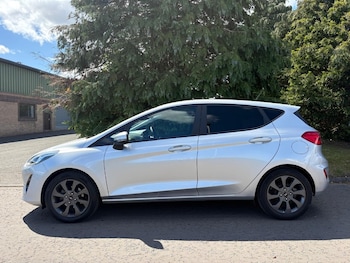 Used Ford Fiesta 2019 for sale - 79364431: Photo