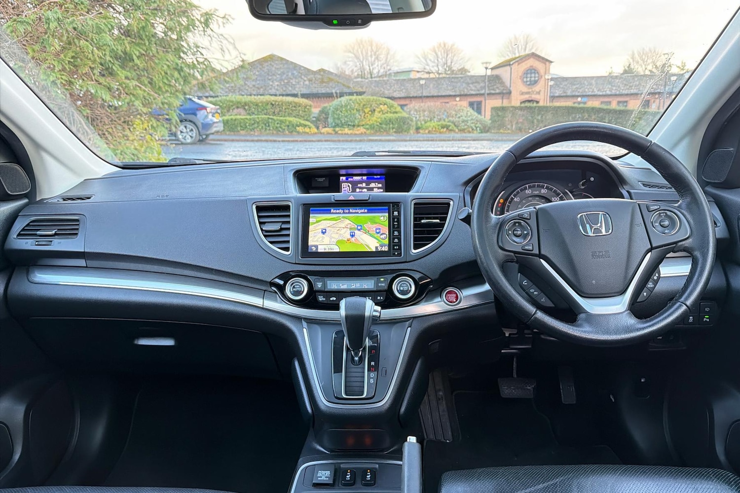 Used Honda CR-V 2017 for sale - 76827832: Photo 4