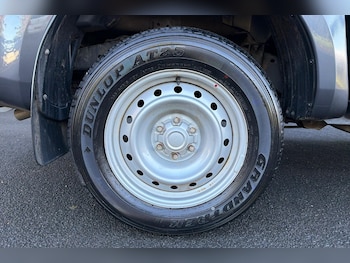 Used Isuzu D-Max 2023 for sale - 76705325: Photo