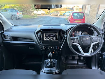 Used Isuzu D-Max 2023 for sale - 76705325: Photo