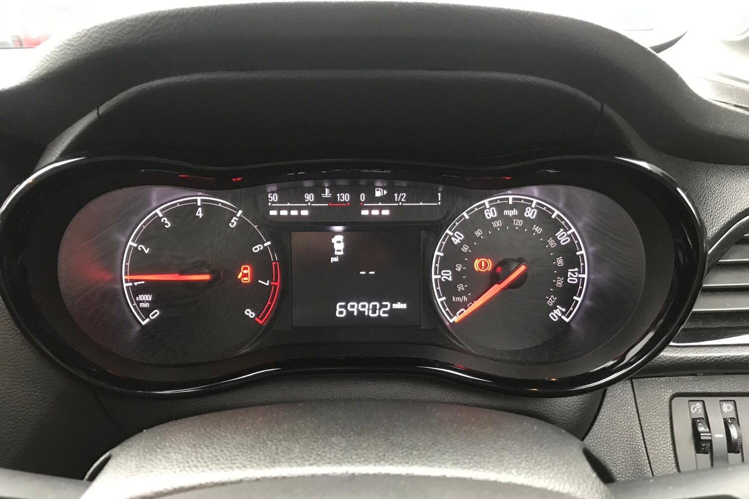 Used Vauxhall Viva 2016 for sale - 76351490: Photo 13