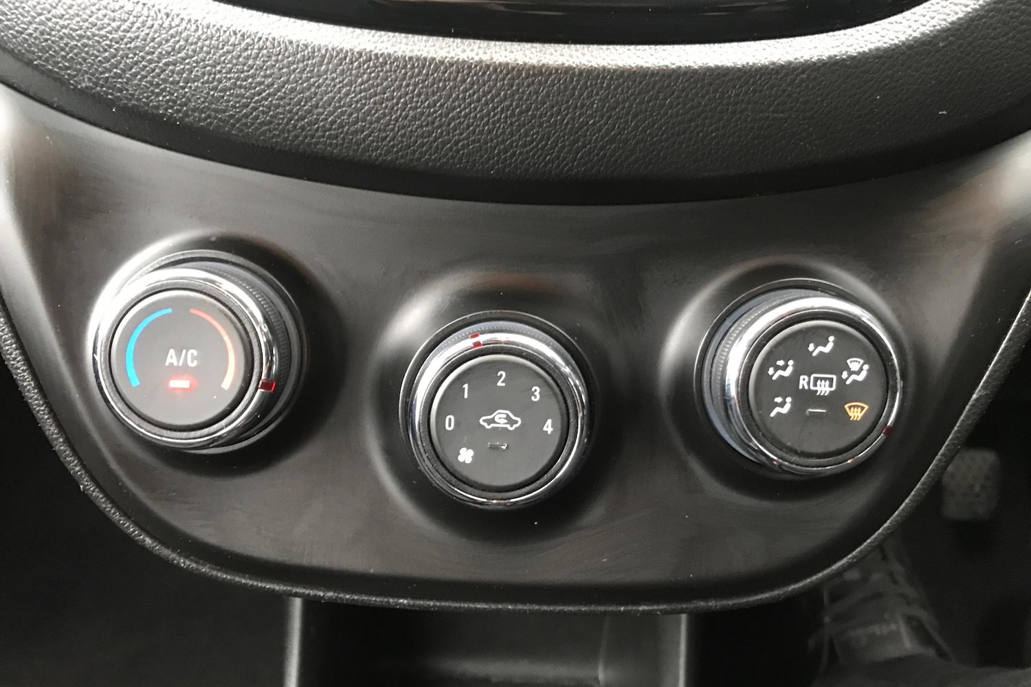 Used Vauxhall Viva 2016 for sale - 76351490: Photo 18