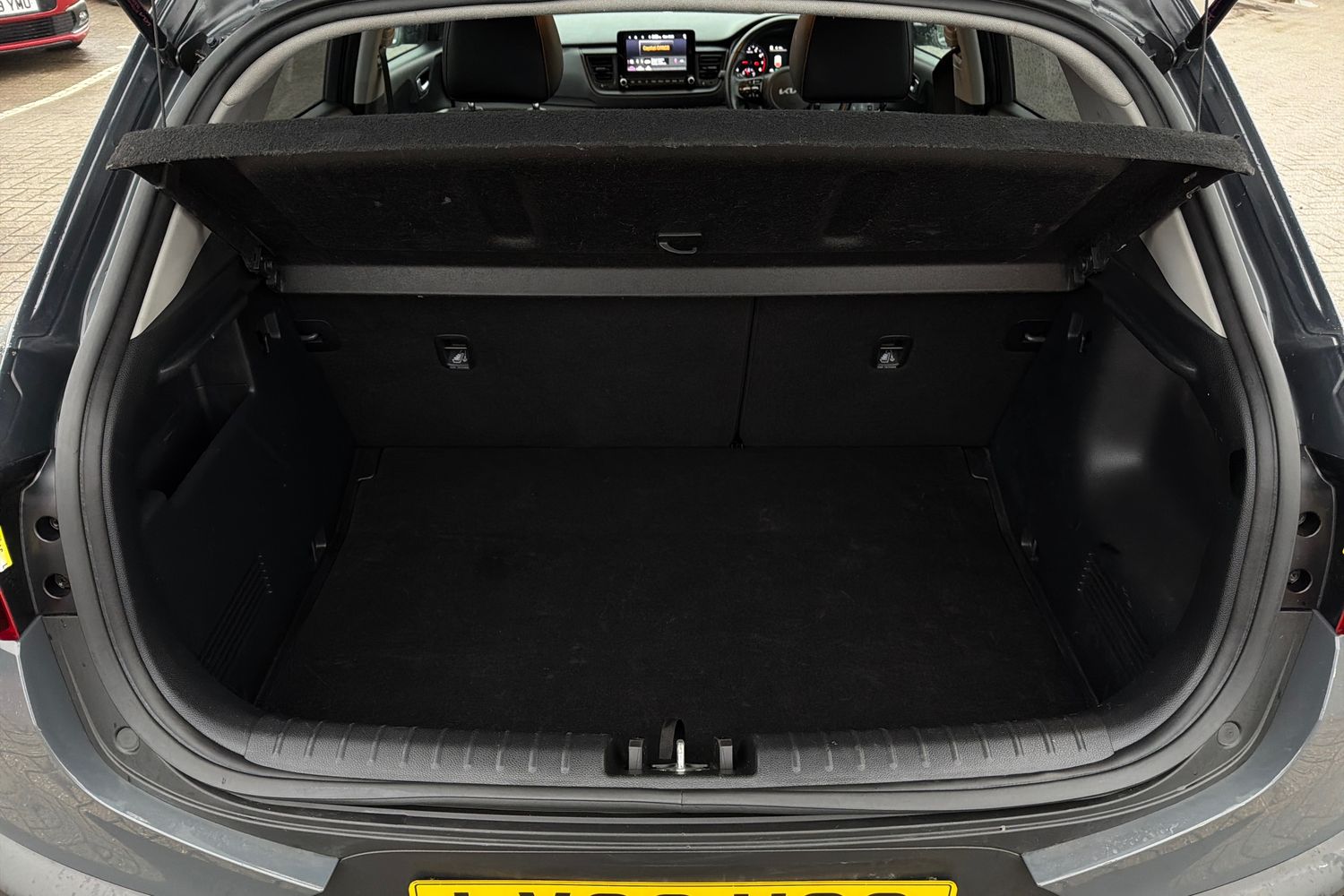 Used Kia Stonic 2022 for sale - 77727134: Photo 19