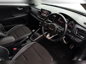 Used Kia Stonic undefined for sale - 77727134: Photo