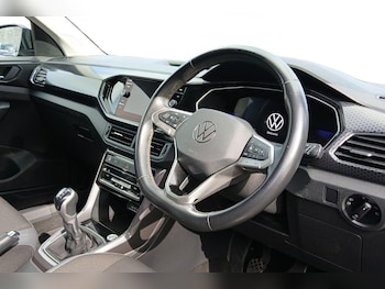 Used Volkswagen T-Cross 2023 for sale - 78506959: Photo