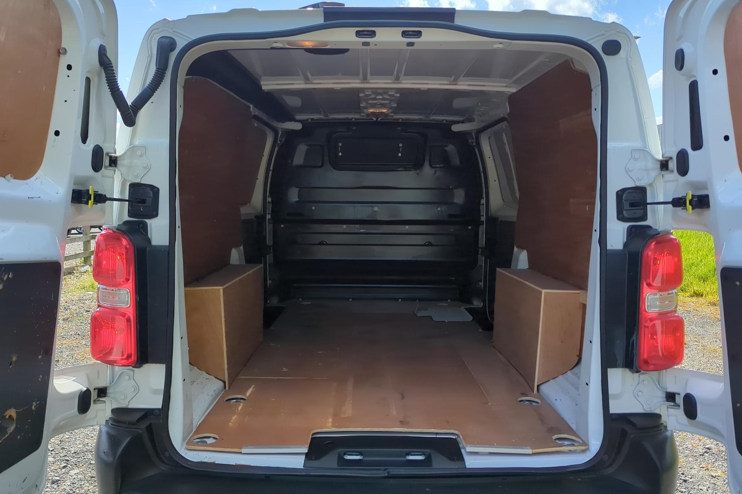Used Vauxhall Vivaro 2019 for sale - 76718627: Photo 18