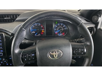 Used Toyota Hilux 2021 for sale - 77744094: Photo