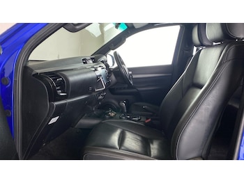Used Toyota Hilux 2021 for sale - 77744094: Photo