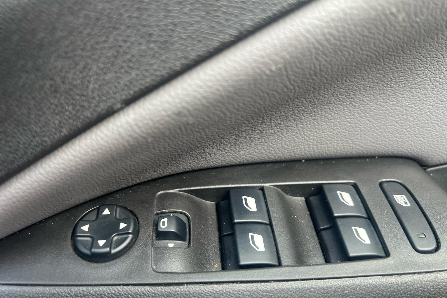 Used Vauxhall Crossland X 2018 for sale - 76421576: Photo 18