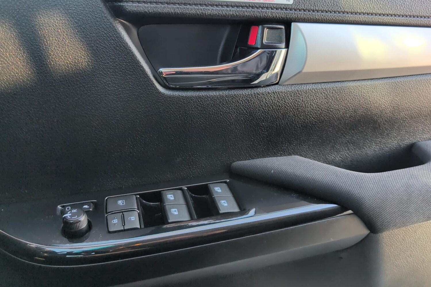 Used Toyota Hilux 2023 for sale - 76564686: Photo 16