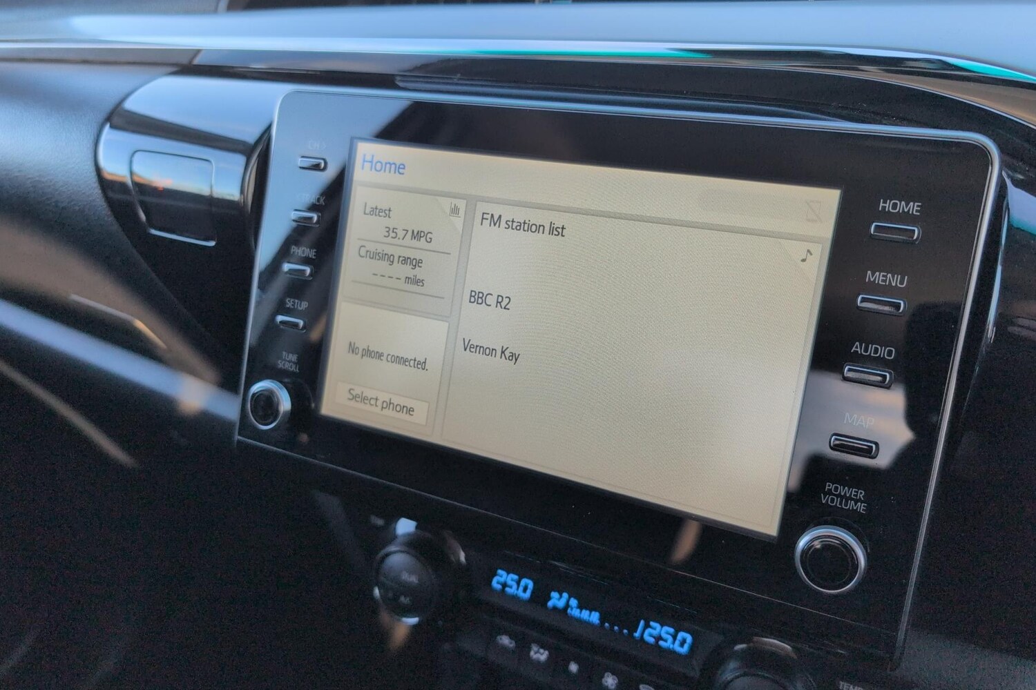 Used Toyota Hilux 2023 for sale - 76564686: Photo 20