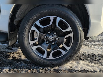 Used Toyota Hilux 2023 for sale - 76564686: Photo