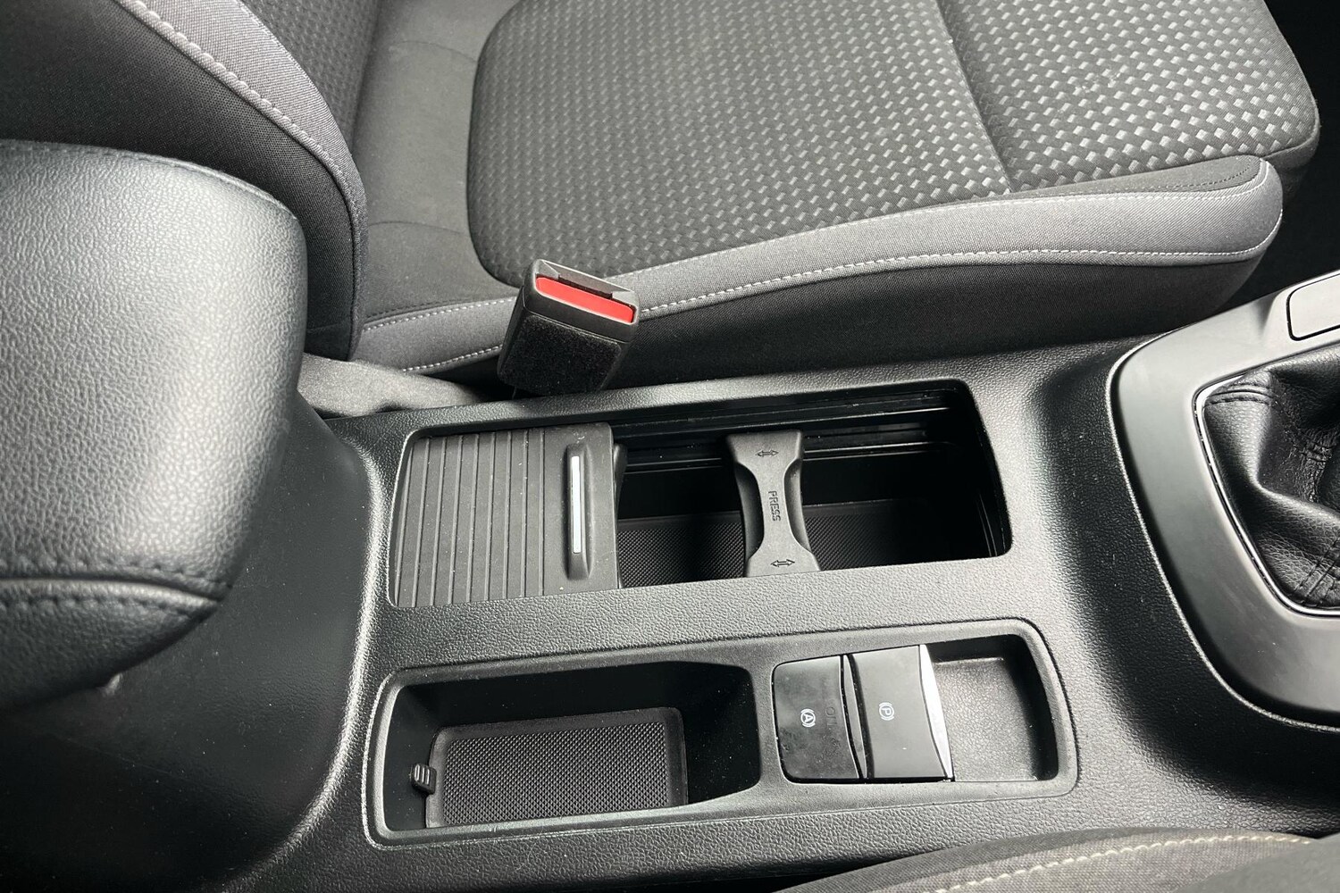 Used Ford Focus 2020 for sale - 76077002: Photo 21