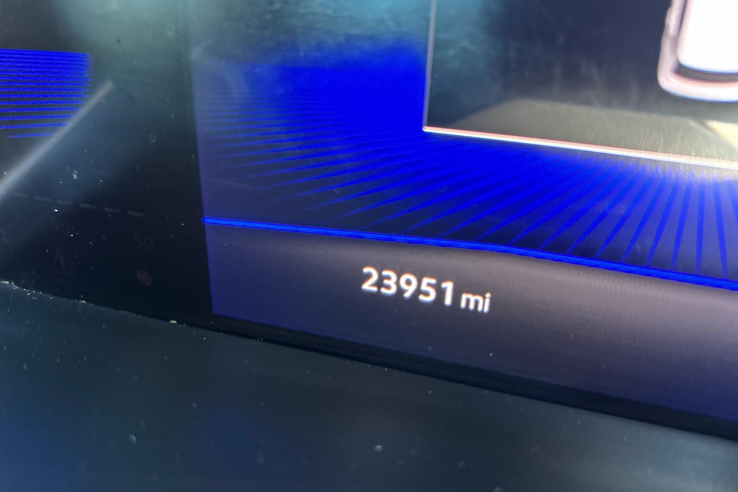 Used Volkswagen T-Roc 2023 for sale - 76624847: Photo 13